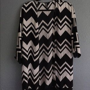 Black and White Chevron Kimono